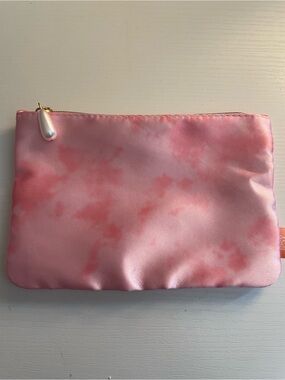 Ipsy makeup bag